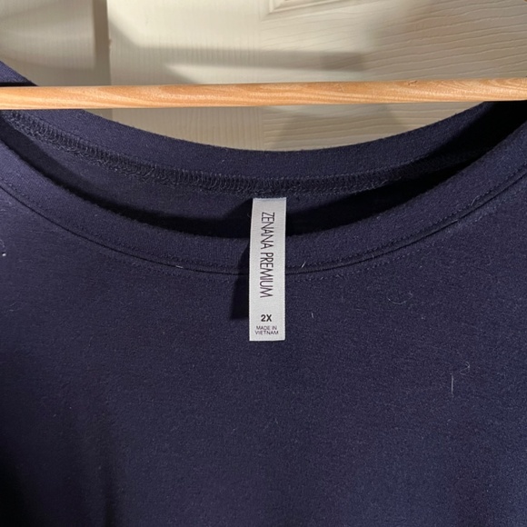 Zenana Premium Navy Blue Long Sleeve with Button Detailing Size 2XL - Picture 2 of 2